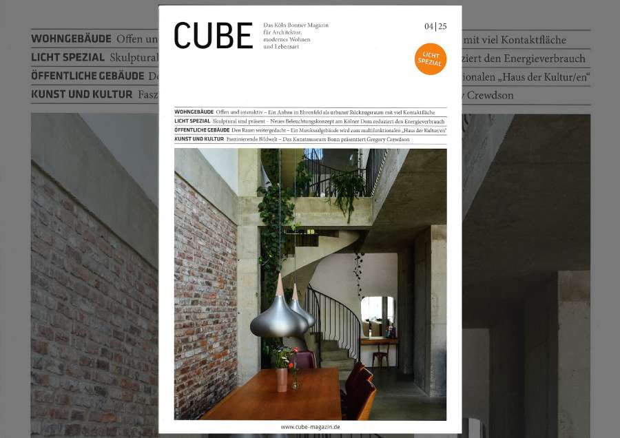 Pünktlich zur bevorstehenden Eröffnung des ,Haus der Kultur(en)' ist unser Projekt nun in der aktuellen Ausgabe 4/25 des CUBE Magazins erschienen.Der Artikel auf den Seiten 52-53 gibt spannende Einblicke in den Entwurf. Unbedingt reinschauen!